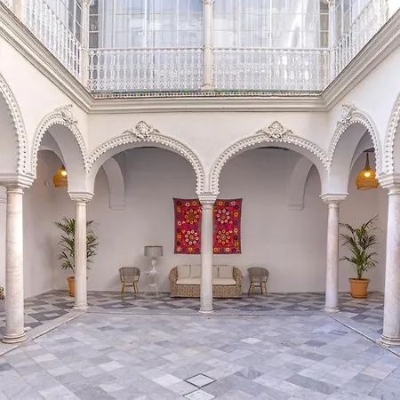 Holiday home Genteel Palacio Abades *
